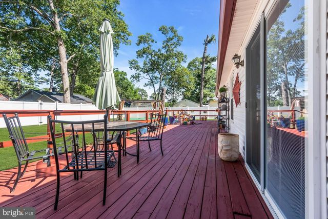 28 GERANIUM ST, Browns Mills, NJ 08015
