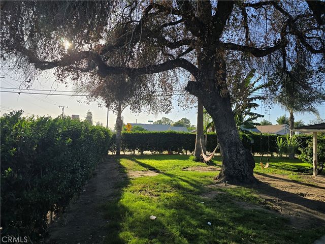 1239 S Vine Avenue, Ontario, CA 91762