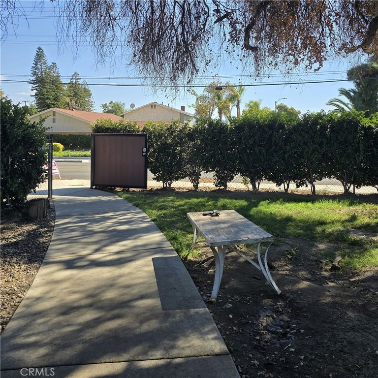 1239 S Vine Avenue, Ontario, CA 91762 — photo 3