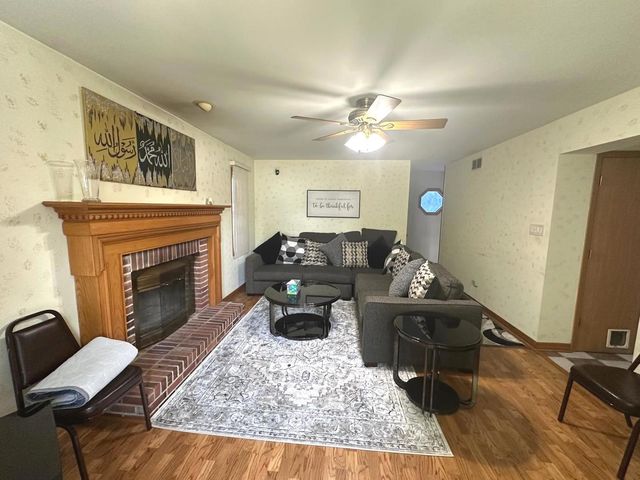 7005 MANCHESTER Drive, Plainfield, IL 60544