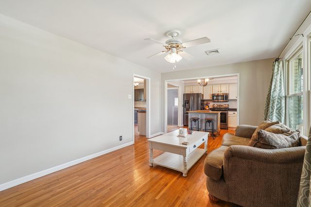 312 San Gabriel Dr, Old Hickory, TN 37138