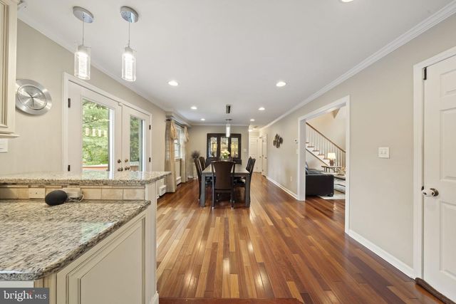 1154 OLD LANCASTER RD, Berwyn, PA 19312
