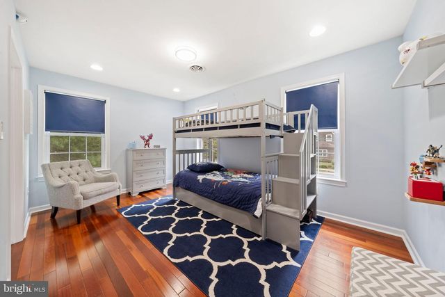 1154 OLD LANCASTER RD, Berwyn, PA 19312