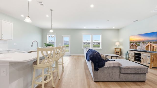 324 River Edge Dr., Myrtle Beach, SC 29588