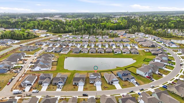 324 River Edge Dr., Myrtle Beach, SC 29588