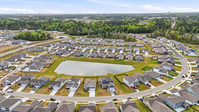 324 River Edge Dr., Myrtle Beach, SC 29588