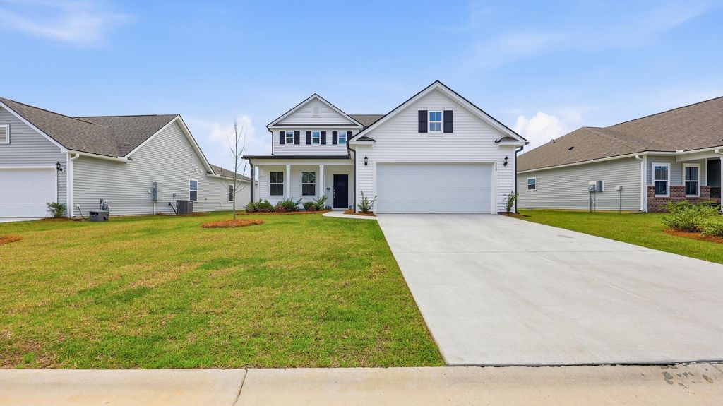 324 River Edge Dr., Myrtle Beach, SC 29588