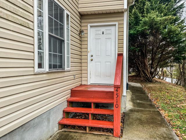 4510 Grandin Rd SW # 4512 # And, Roanoke, VA 24018