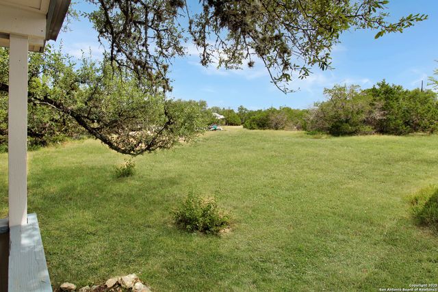 1155 Pecan, Canyon Lake, TX 78133