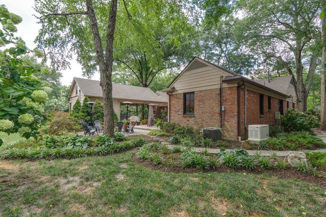 65 LAVERNE LN, Memphis, TN 38117