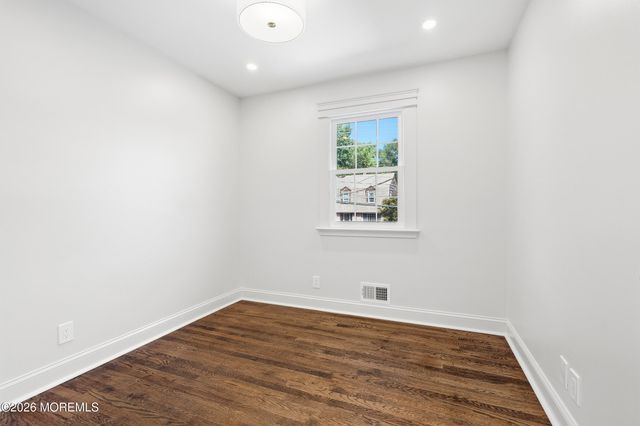 208 N Riverside Drive, Neptune Township, NJ 07753