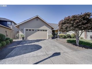 2812 Ne 176TH Ave, Vancouver, WA 98682