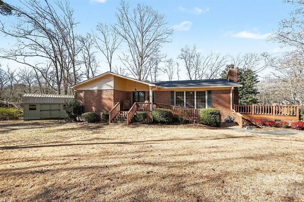 2526 Country Club Drive, Lancaster, SC 29720