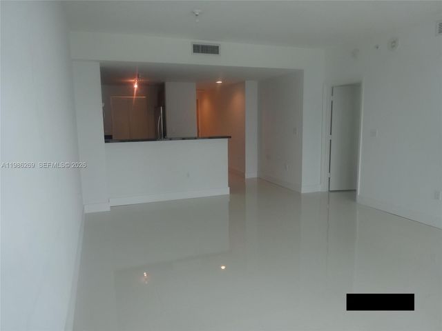 244 Biscayne Bl 1607, Miami, FL 33132