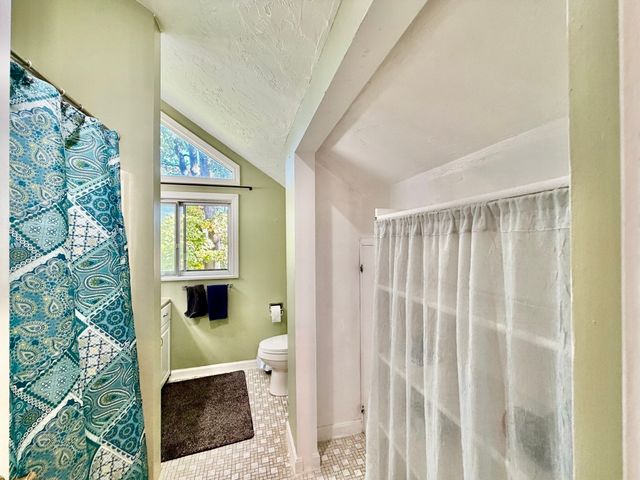 197 Lake St 15, Weymouth, MA 02189