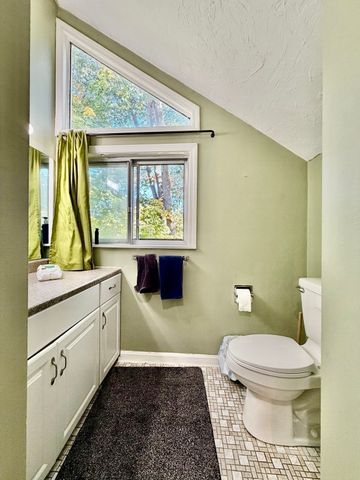 197 Lake St 15, Weymouth, MA 02189