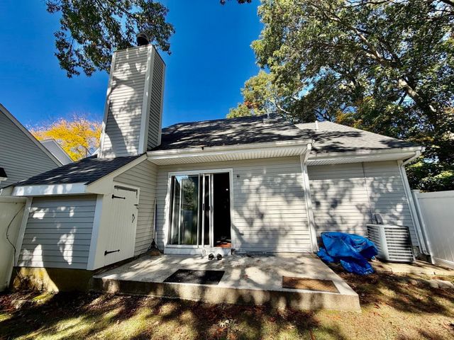 197 Lake St 15, Weymouth, MA 02189