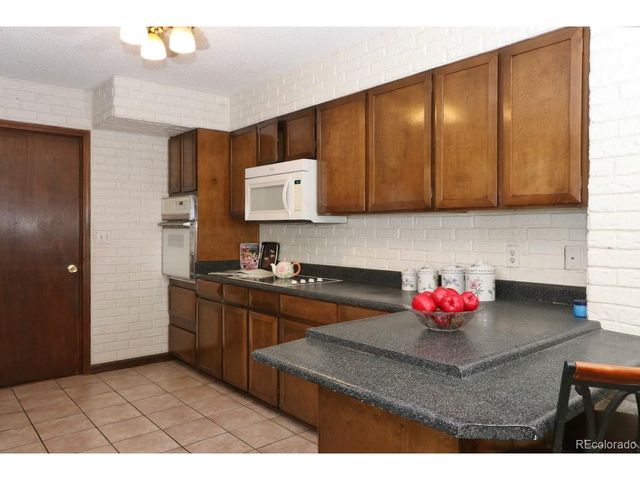 2114 Agate Ct, Loveland, CO 80538