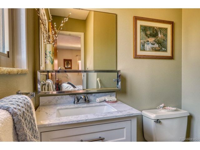 2114 Agate Ct, Loveland, CO 80538