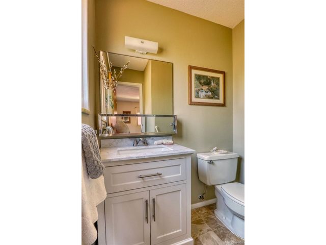 2114 Agate Ct, Loveland, CO 80538