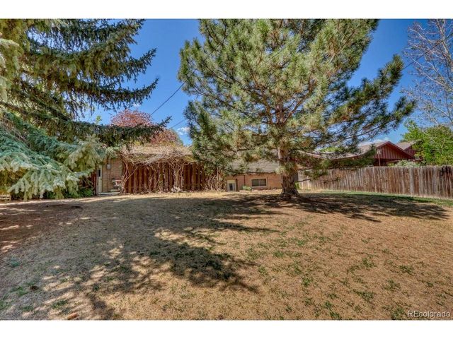 2114 Agate Ct, Loveland, CO 80538
