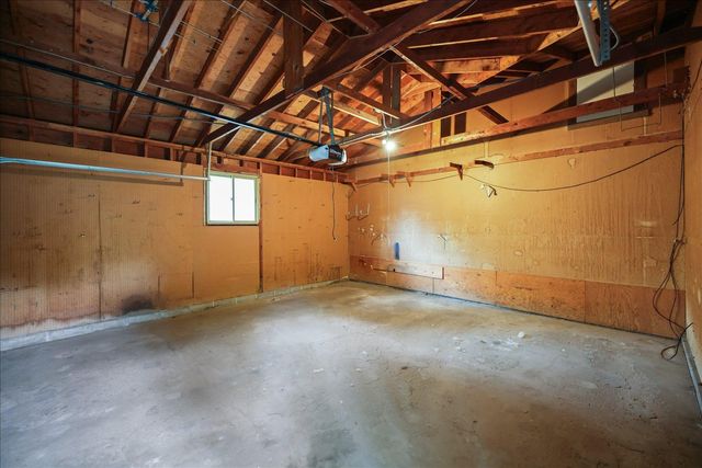 13009 Lakeview Drive, Burnsville, MN 55337