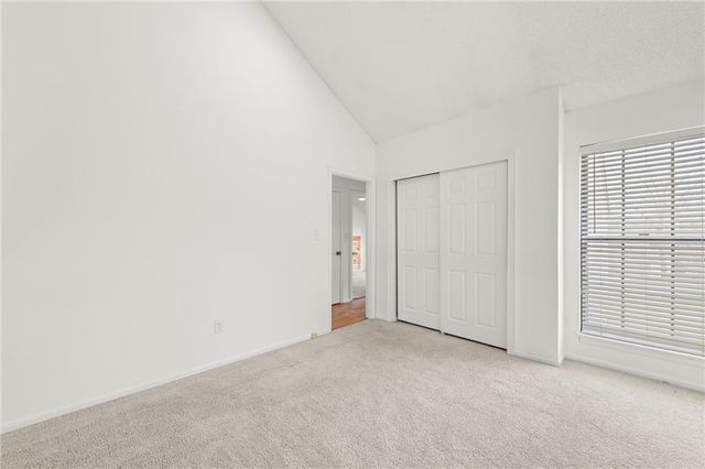 6010 N Bellefontaine Avenue, Gladstone, MO 64119