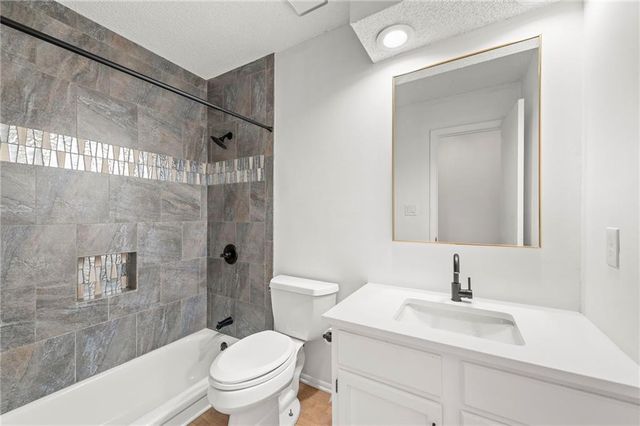 6010 N Bellefontaine Avenue, Gladstone, MO 64119