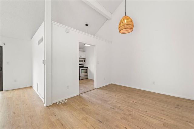 6010 N Bellefontaine Avenue, Gladstone, MO 64119