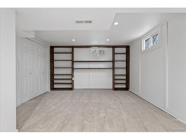 6161 S Niagara Way, Centennial, CO 80111