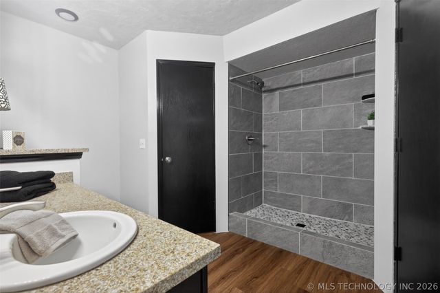1259 N Peninsula Drive, Cleveland, OK 74020