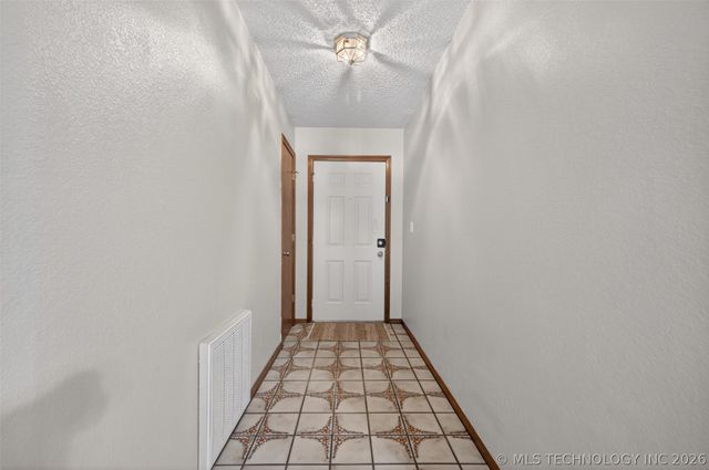 1259 N Peninsula Drive, Cleveland, OK 74020