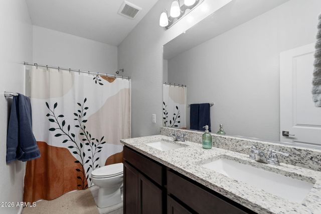 2487 E BOULDER Avenue, Apache Junction, AZ 85119