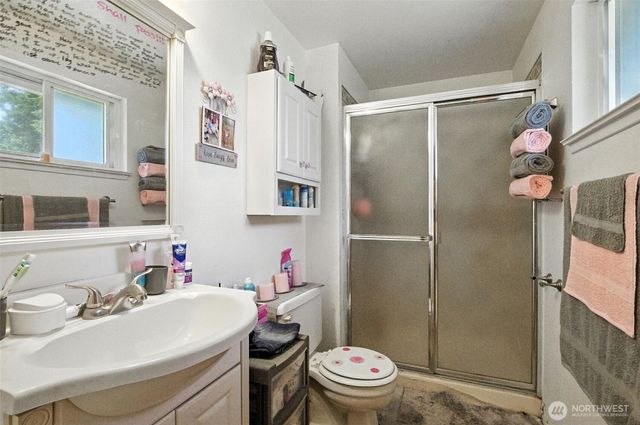 4016 206th Street Ct E, Spanaway, WA 98387