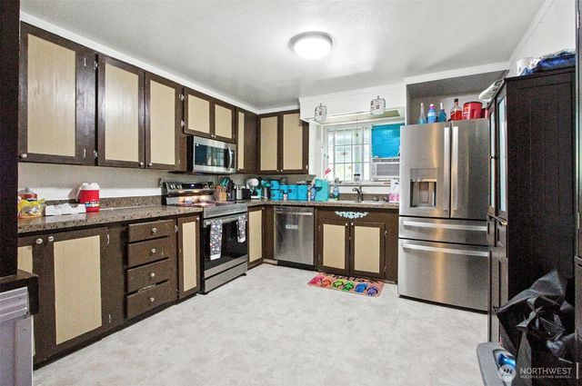 4016 206th Street Ct E, Spanaway, WA 98387