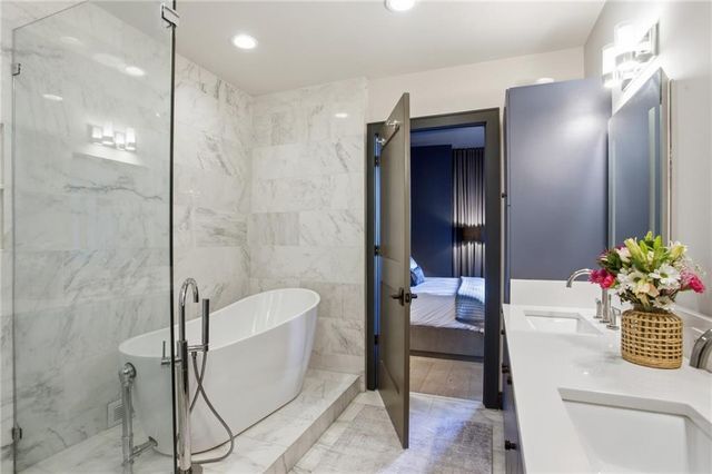 905 Juniper Street NE 516, Atlanta, GA 30309