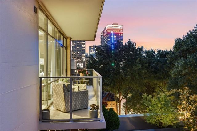 905 Juniper Street NE 516, Atlanta, GA 30309