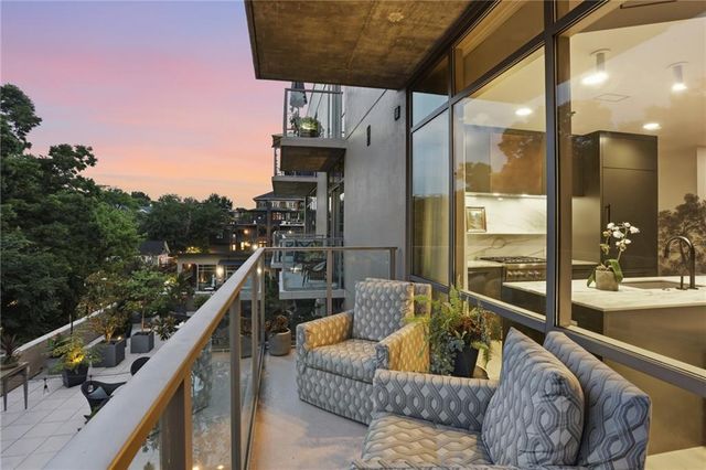 905 Juniper Street NE 516, Atlanta, GA 30309