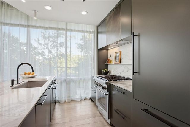 905 Juniper Street NE 516, Atlanta, GA 30309
