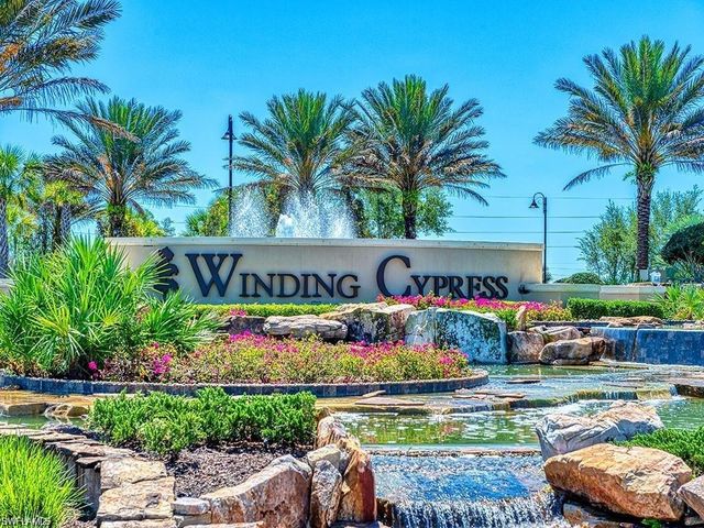 6820 Winding Cypress DR, Naples, FL 34114