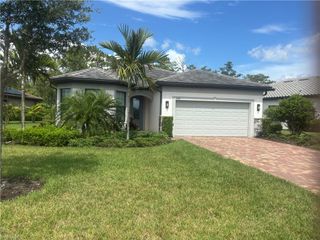 6820 Winding Cypress DR, Naples, FL 34114