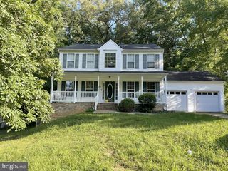 11807 WOODLAND VIEW DR, Fredericksburg, VA 22407