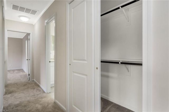 4 Wendell CIR, Poquoson, VA 23662