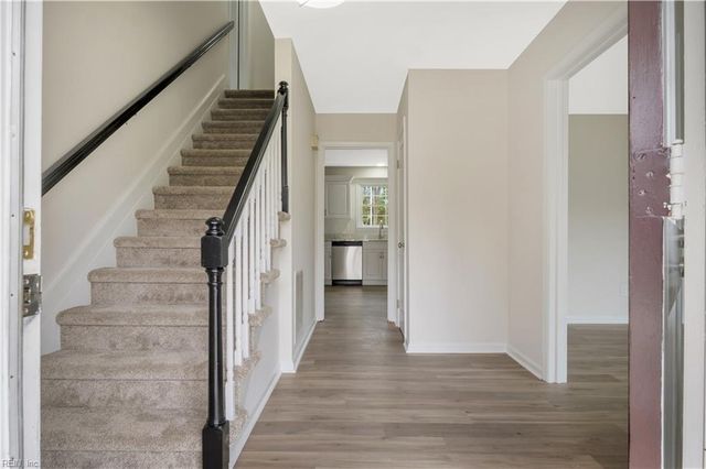 4 Wendell CIR, Poquoson, VA 23662