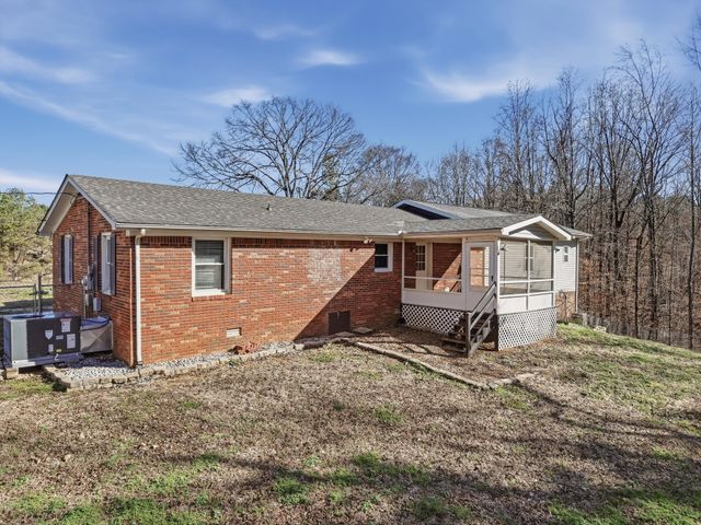 181 Falling Water Rd, Sparta, TN 38583