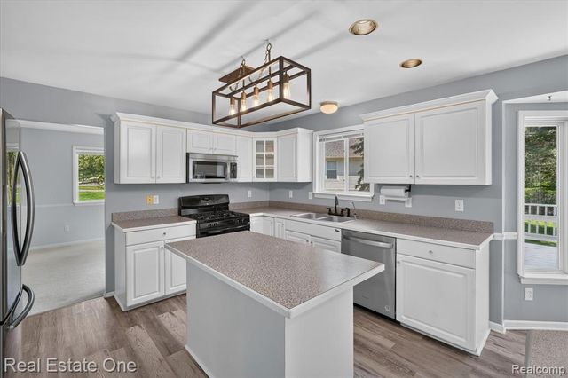 9610 Forest Ridge Drive, Clarkston, MI 48348