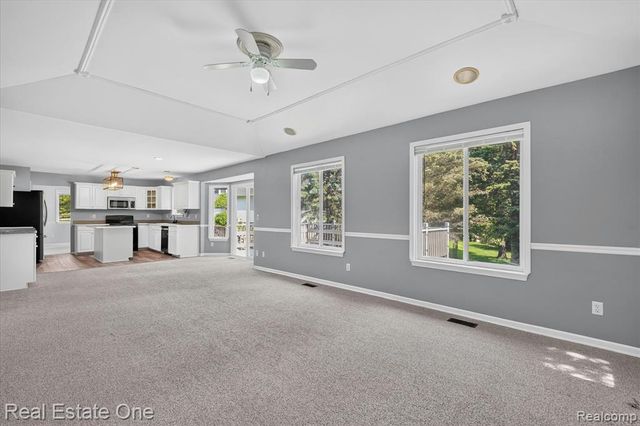9610 Forest Ridge Drive, Clarkston, MI 48348