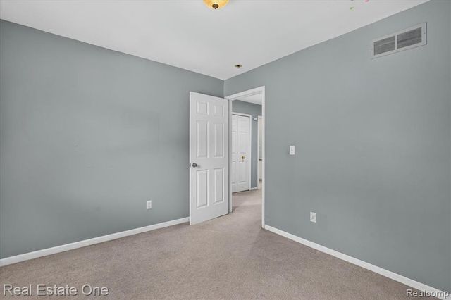 9610 Forest Ridge Drive, Clarkston, MI 48348
