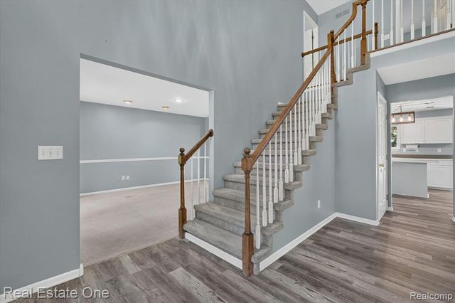 9610 Forest Ridge Drive, Clarkston, MI 48348