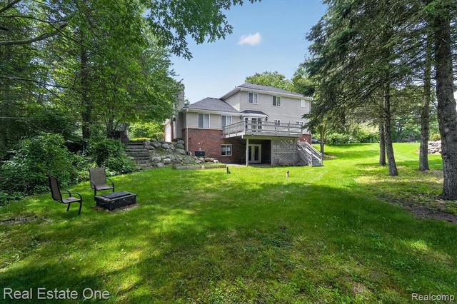 9610 Forest Ridge Drive, Clarkston, MI 48348